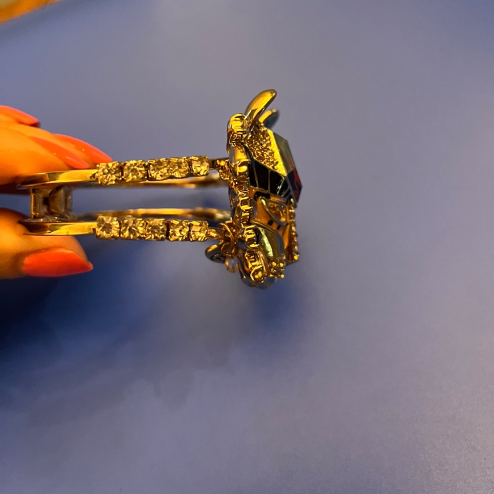 Vintage BETSEY JOHNSON Hollywood Glam Collection  Lion Head Bangle Bracelet. - Picture 5 of 7